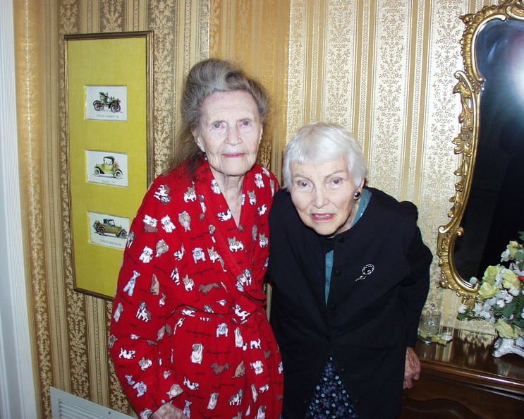 Grma W and Aunt Lenore 2.JPG